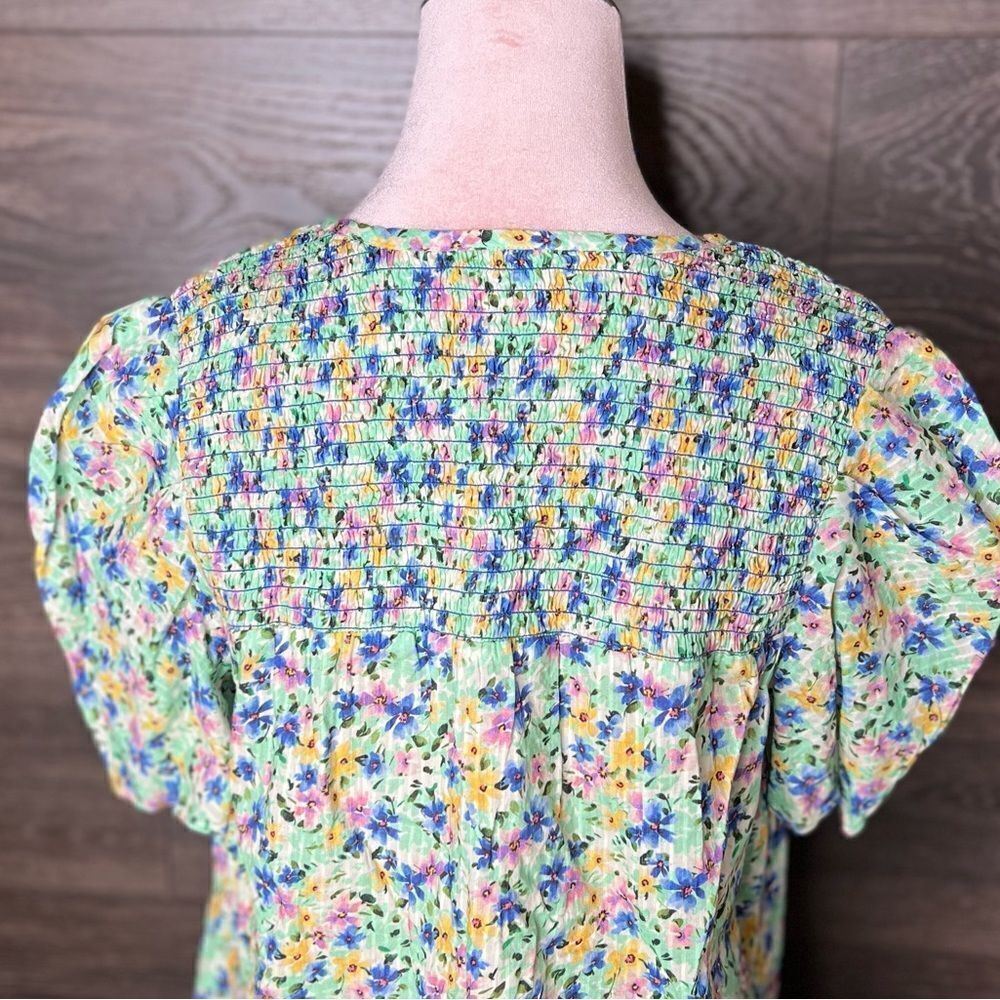 Shoshanna Kira Top in Spring Green Multi Floral with Smocking, Size Small. NWT! - Picture 10 of 16